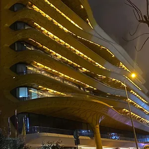 احجز هنا