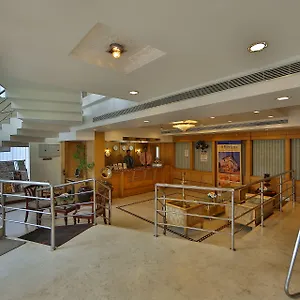 Queen Hotel Kochi